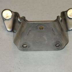 Kawasaki Vn 900 Custom Far Montaj Demiri Büyük Olan Alt Parça