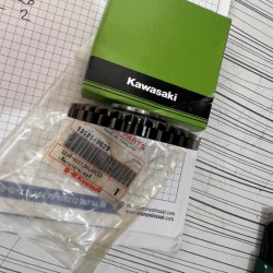 kawasaki klx 250 balansör dişlisi ninja 250 sl balansör dişlisi z 250 sl balansör dişlisi 