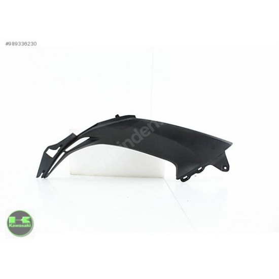 kawasaki z 800 depo sol alt grenajı çıtası sıfır orıjınal kawasaki z 800 depo sol alt grenajı çıtası sıfır orıjınal