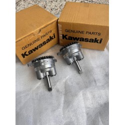 kawasaki ninja 250r yağ pompası ninja 250 r yağ pompası orıjınal  