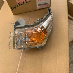 suzuki gsr 600 ön sinyal sol taraf sıfır orıjınal  parça kodu  suzuki gsr 600 ön sinyal sol taraf sıfır orıjınal  parça kodu