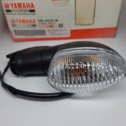 Yamaha R25 MT 07 MT 09 XJ6 Sol Ön Sinyal Yamaha R25 MT 07 MT 09 XJ6 Sol Ön Sinyal