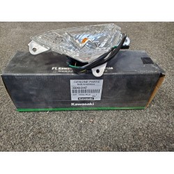 Kawasaki ninja 300 sağ ön sinyal ninja 300 sağ ön sinyal orijinal