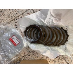 2008-2016 Honda CBR 1000RR Debriyaj Balatası Seti Sıfır Orijinaldir 2008-2016 Honda CBR 1000RR Debriyaj Balatası Seti Sıfır Orijinaldir