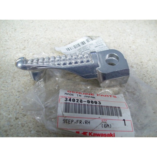 03-04 kawasaki zx6 sağ ön basamak STWP,FR,RH