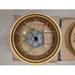 17-19 honda cbr 1000 rr arka jant sp cbr 1000rr arka jant sp orıjınal