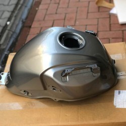 07-09 kawasaki versys 650 depo versys 650 yakıt tankı gri renk 