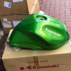 07-12 kawasaki z 750 depo 07-09 kawasaki z 1000 depo yeşil renk 