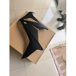 honda cbr 650r sol grenaj mat siyah renk mavi stickerli orıjınal honda cbr 650r sol grenaj mat siyah renk mavi stickerli orıjınal