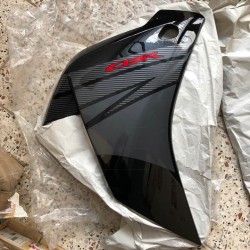 15-17 honda cbr 125 sağ grenaj siyah karbon cbr 125 sağ granaj karbon siyah 15-17 honda cbr 125 sağ grenaj siyah karbon cbr 125 sağ granaj karbon siyah