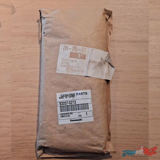 15-17 Kawasaki Z250 SL / 15-16 Kawasaki Ninja 250 SL /11-23 Kawasaki W800 520 104 Bakla Teker Zinciri 15-17 Kawasaki Z250 SL / 15-16 Kawasaki Ninja 250 SL /11-23 Kawasaki W800 520 104 Bakla Teker Zinciri