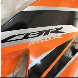 Honda CBR 250  Sağ Turuncu Grenaj 2017 Model  Honda CBR 250  Sağ Turuncu Grenaj 2017 Model