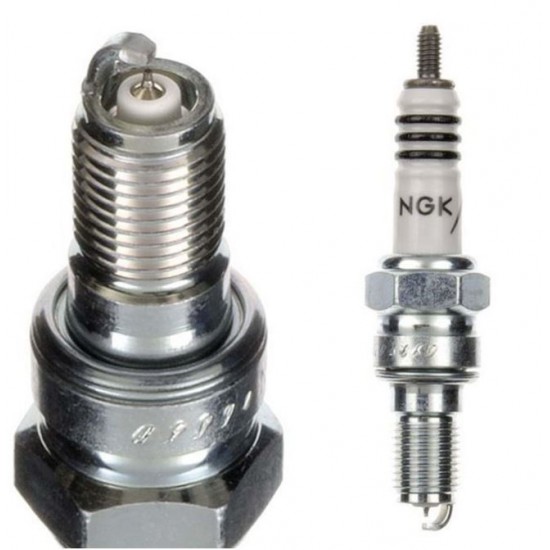 CBF 600 CBR 1100 XX CBR 600 F CBR 650 F NGK Iridium Buji CBF 600 CBR 1100 XX CBR 600 F CBR 650 F NGK Iridium Buji